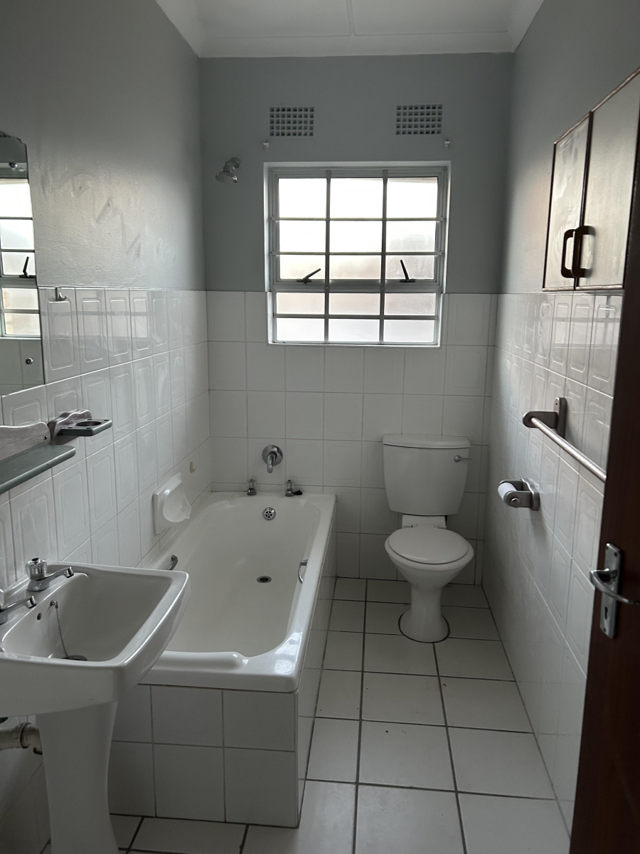 3 Bedroom Property for Sale in Abbotsford Eastern Cape